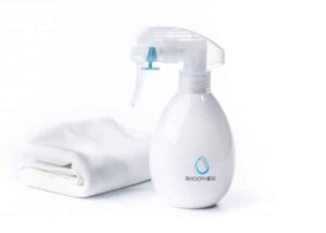 Soft99-SMOOTH-EGG-Liquid-250ml---uniwersalny-środek-do-zabezpieczania-lakieru,-elementów-plastikowych-oraz-kokpitu